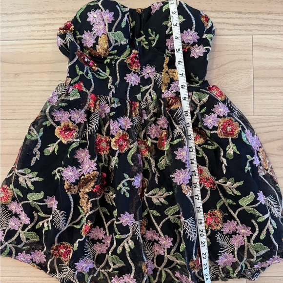 L'ATISTE Floral Embroidered Romper Dress - Picture 2 of 12